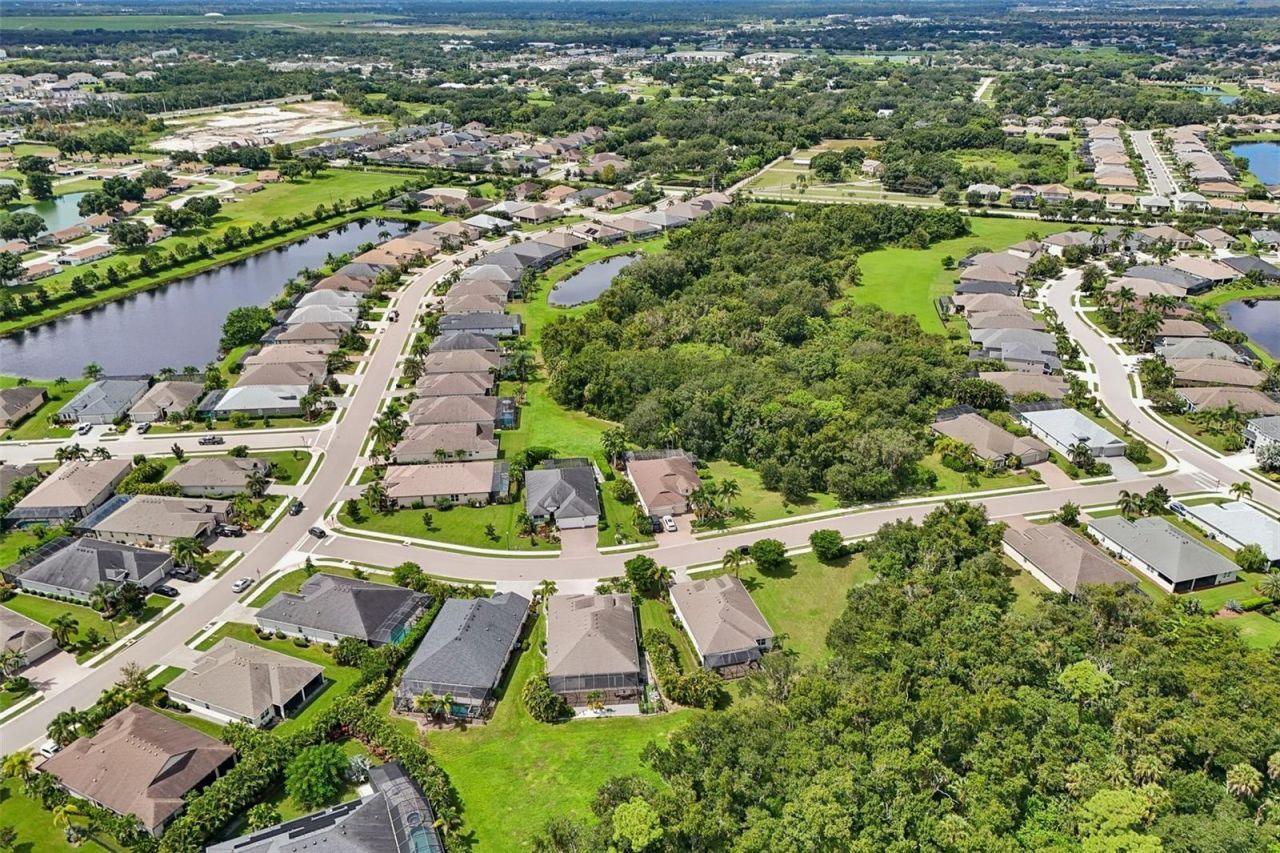 825 Himalayan Run, Bradenton, FL 34212 Photo