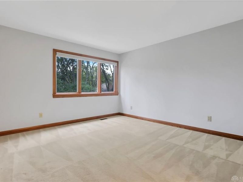 2252 Sedgwick Drive, Columbus, OH 43220 Photo 22