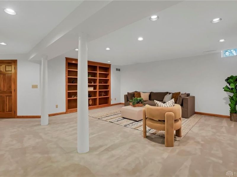 2252 Sedgwick Drive, Columbus, OH 43220 Photo 26