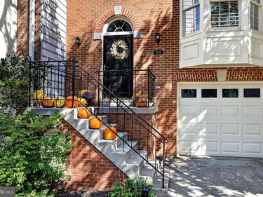 8006 TREVOR PLACE , VIENNA, VA 22182