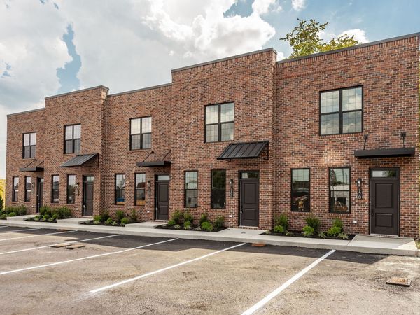 903 S Main St , Springfield, TN 37172