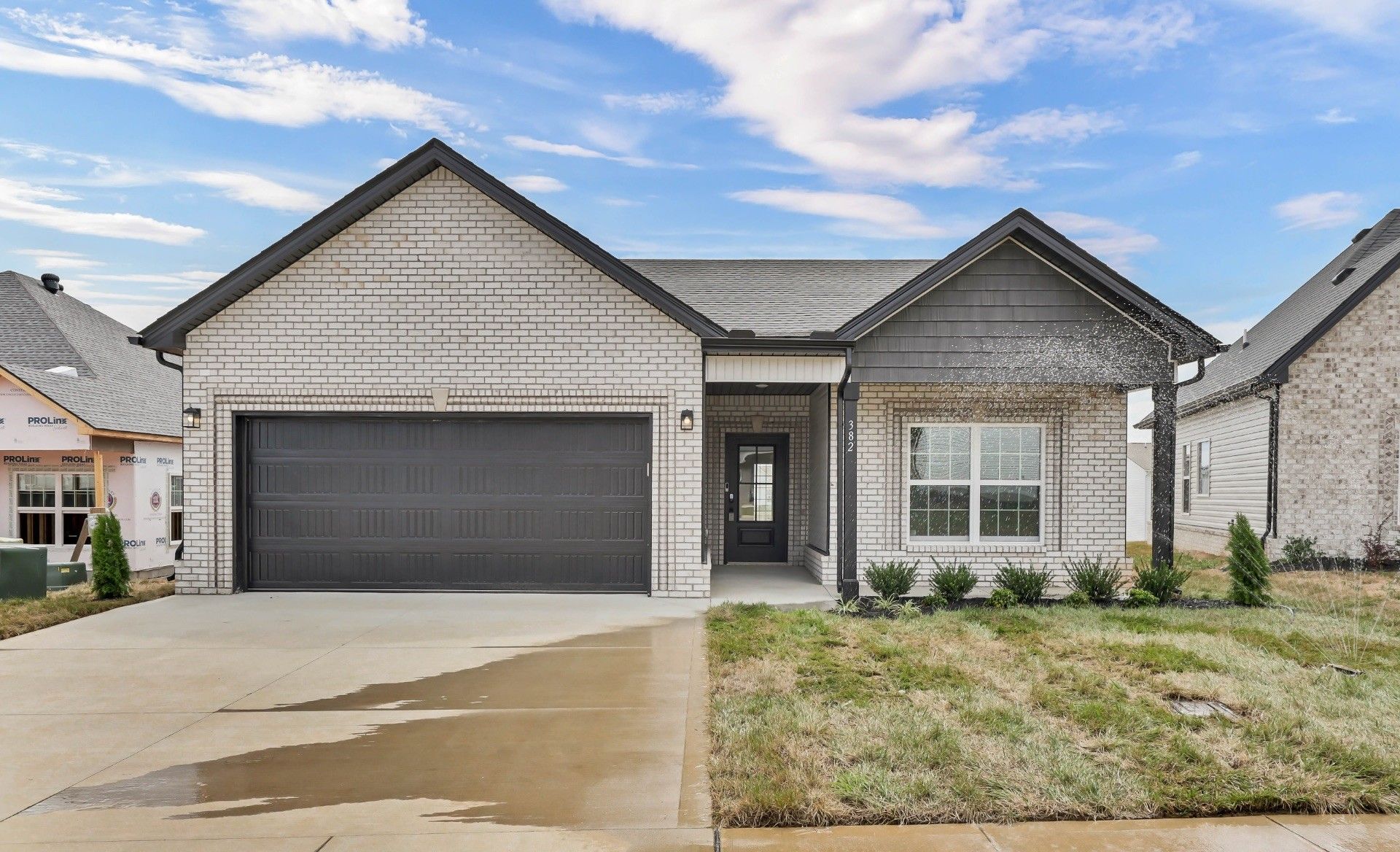 913 Inverness Ln , Clarksville, TN 37043 Main Photo