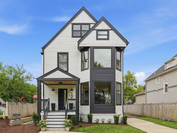 121 N Kensington Avenue , La Grange, IL 60525