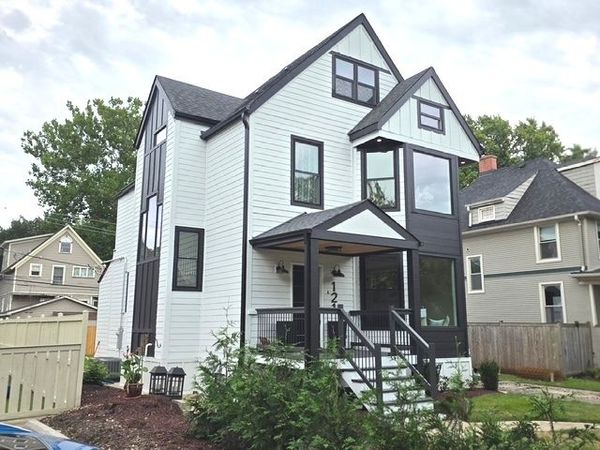 121 N Kensington Avenue , La Grange, IL 60525