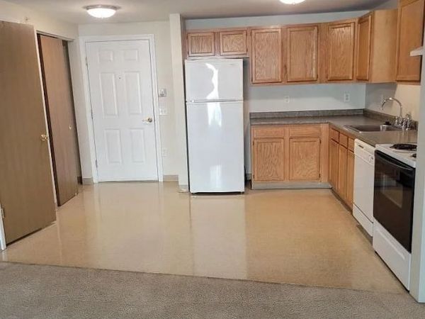 8 Greenleaf Drive, Unit G, Merrimac, MA 01860
