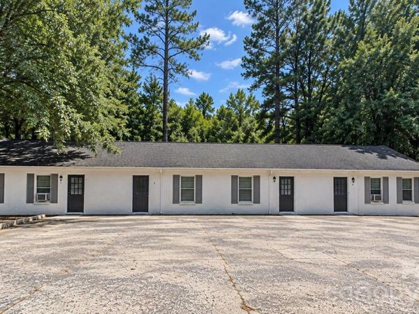 595 Betty Street , Gastonia, NC 28054