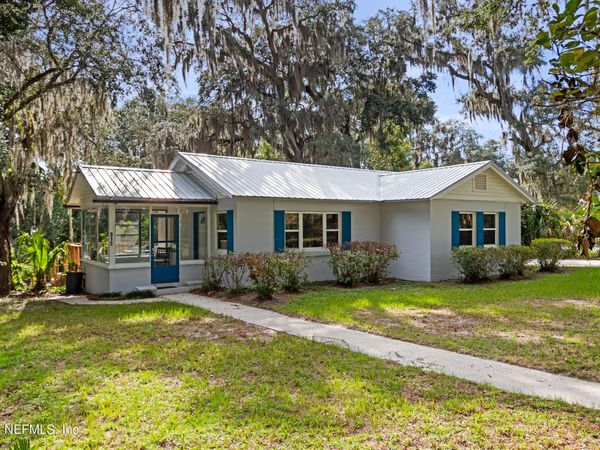 915 S 13TH Street, Palatka, FL 32177