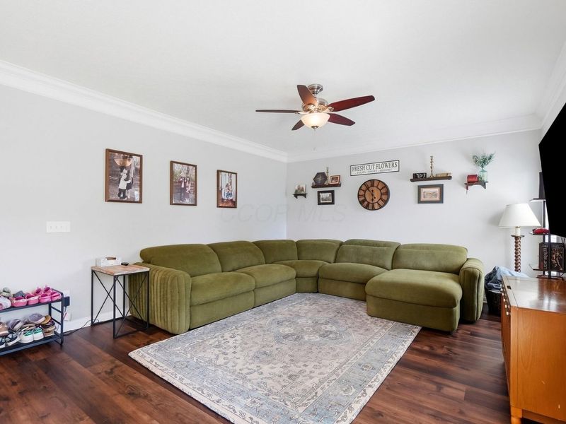 394 Hemhill Drive, Galloway, OH 43119 Photo 6
