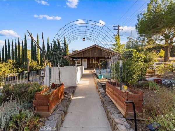 40016 90th st w , Leona Valley, CA 93551