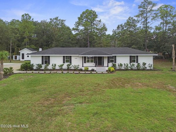 9329 Central Boulevard SE, Winnabow, NC 28479