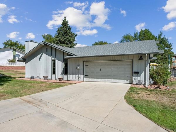 1 Douglas Drive , Broomfield, CO 80020