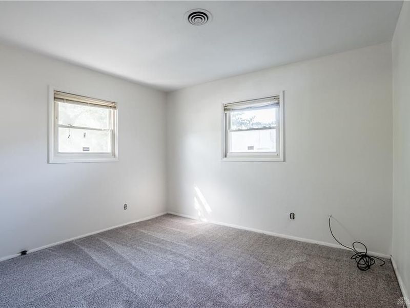 4153 Whitestone Court, Trotwood, OH 45416 Photo 7