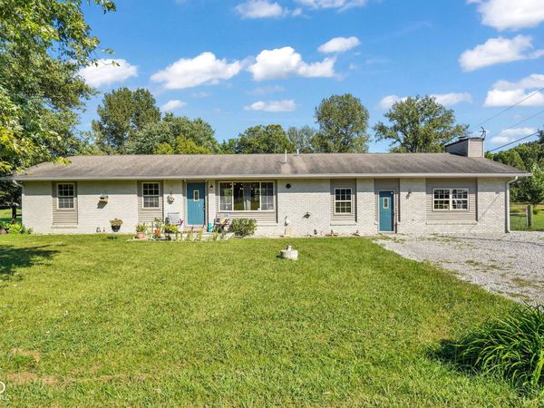 3235 N Maple Turn Lane, Martinsville, IN 46151