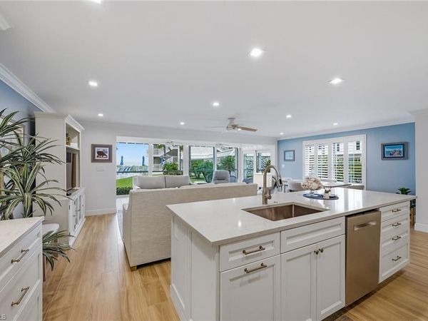 2875 Gulf Shore BLVD N, Unit 106, NAPLES, FL 34103
