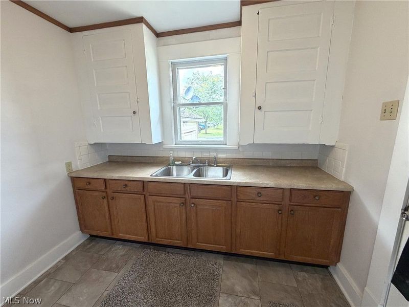 527 Columbus Avenue NW, Canton, OH 44708 Photo 4