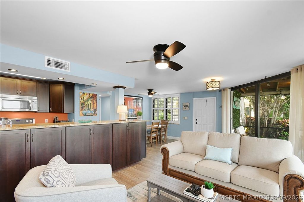 311 NE Golfview Circle , Stuart, FL 34996 Photo