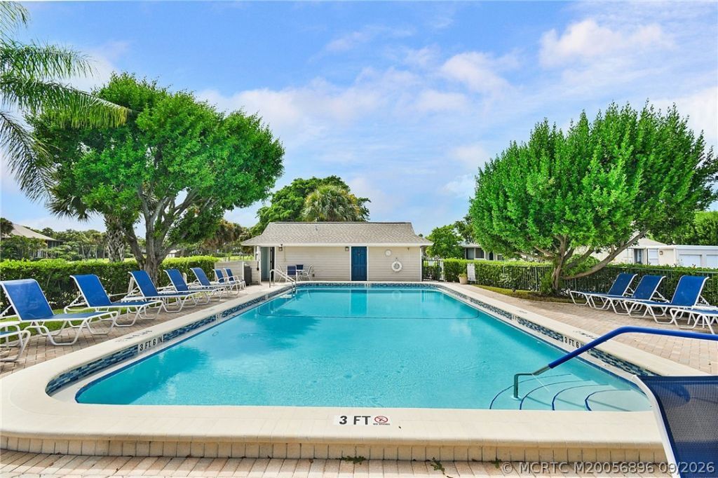 311 NE Golfview Circle , Stuart, FL 34996 Photo