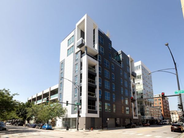 1000 W Monroe Street , Unit 201, Chicago, IL 60607