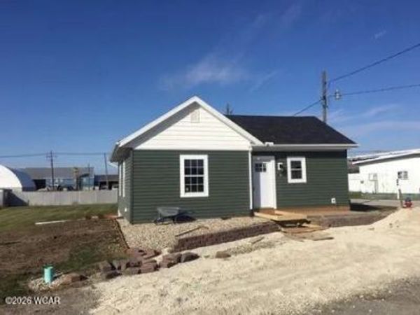 105 Wapa Street, Wapakoneta, OH 45895