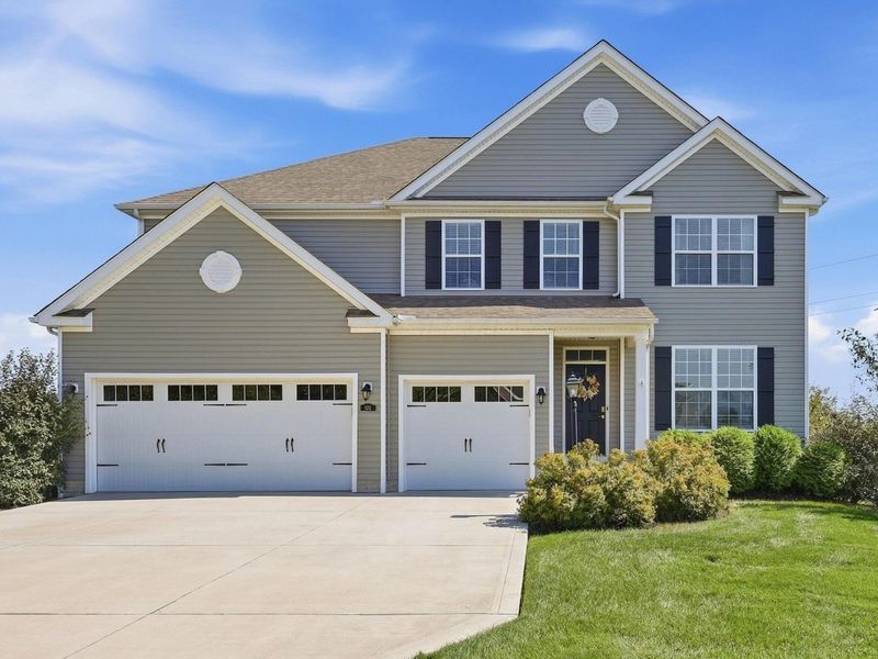 825 Lorenzo Drive, Marysville, OH 43040 Photo 1