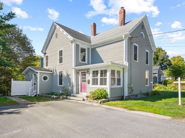 73 High Street , Yarmouth, ME 04096