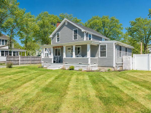 66 Grove Street , Wells, ME 04090