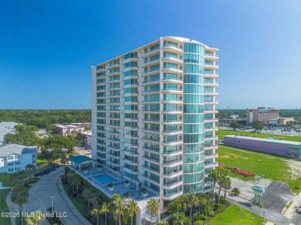 2060 Beach Boulevard, Biloxi, MS 39531