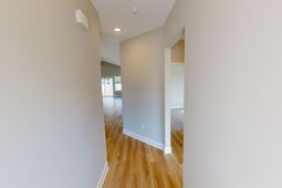 1052 Moen Loop  photo 4