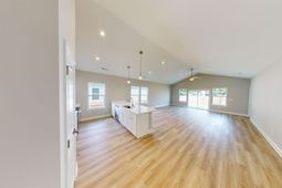 1052 Moen Loop  photo 4