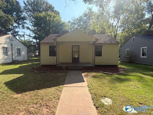 1018 7th Avenue SE, Decatur, AL 35601
