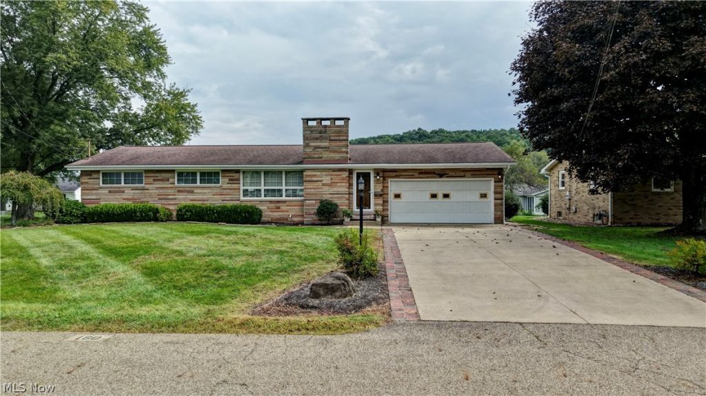 160 Mark Avenue, Killbuck, OH 44637 Main Photo