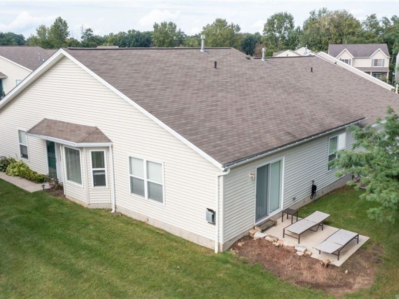1192 Chaucer Circle, Akron, OH 44312 Photo 4
