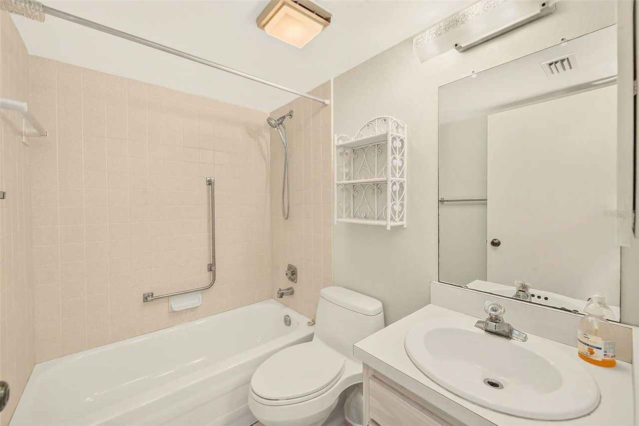 19029 Us Highway 19 N, Unit 26-104, Clearwater, FL 33764 Photo