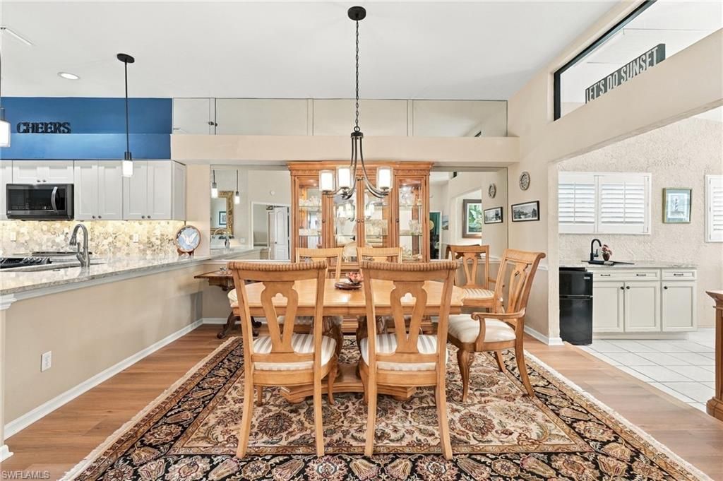 268 Countryside Dr, Naples, FL 34104 Photo