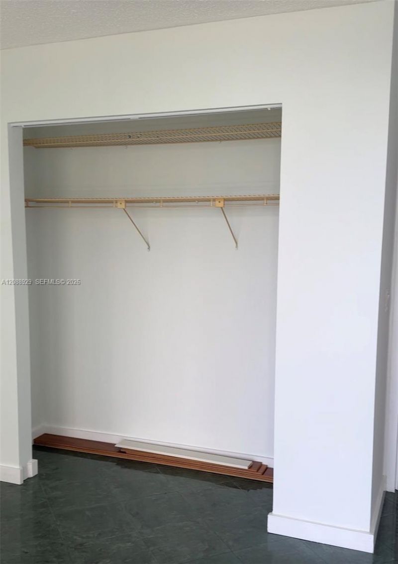 200 SE 15th Rd , Unit 7D, Miami, FL 33129 Photo