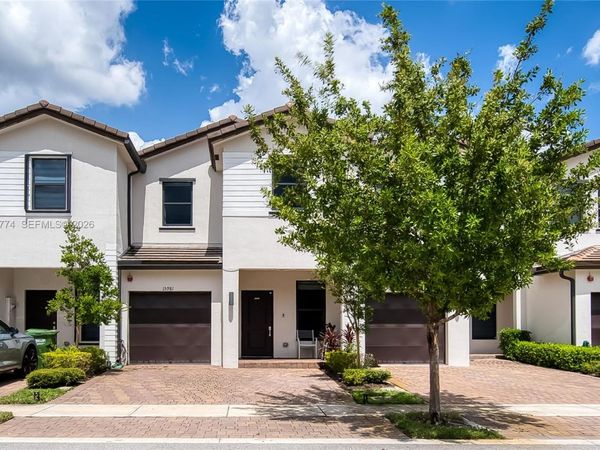 15981 SW 2nd Pl , Pembroke Pines, FL 33027