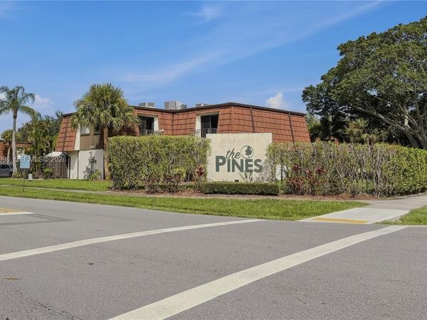 2160 White Pine Cir , Unit B, Green Acres, FL 33415