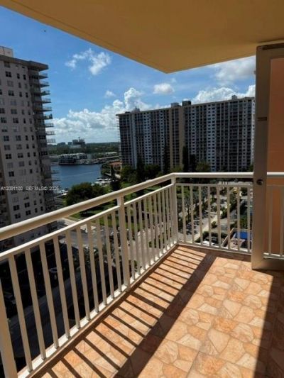 251 174th St, Unit 1406, Sunny Isles Beach, FL 33160 Photo