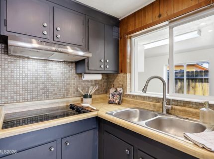 980 I Street, Sparks, NV 89431 Photo