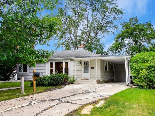 318 S Hale Street , Palatine, IL 60067