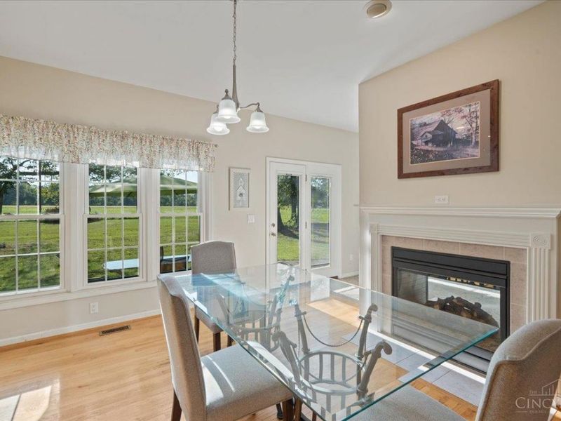 1334 LeeBe Drive, Sterling Township, OH 45176 Photo 7
