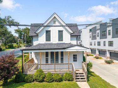 924 S 31 Street, Omaha, NE 68105