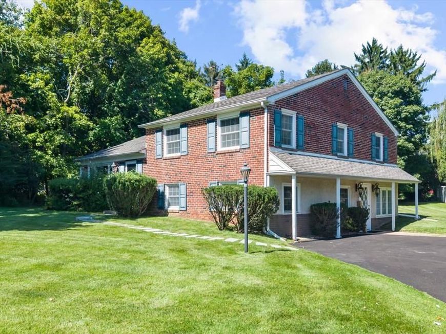 11 Anthony Wayne Drive, Wayne, PA 19087 Main Photo
