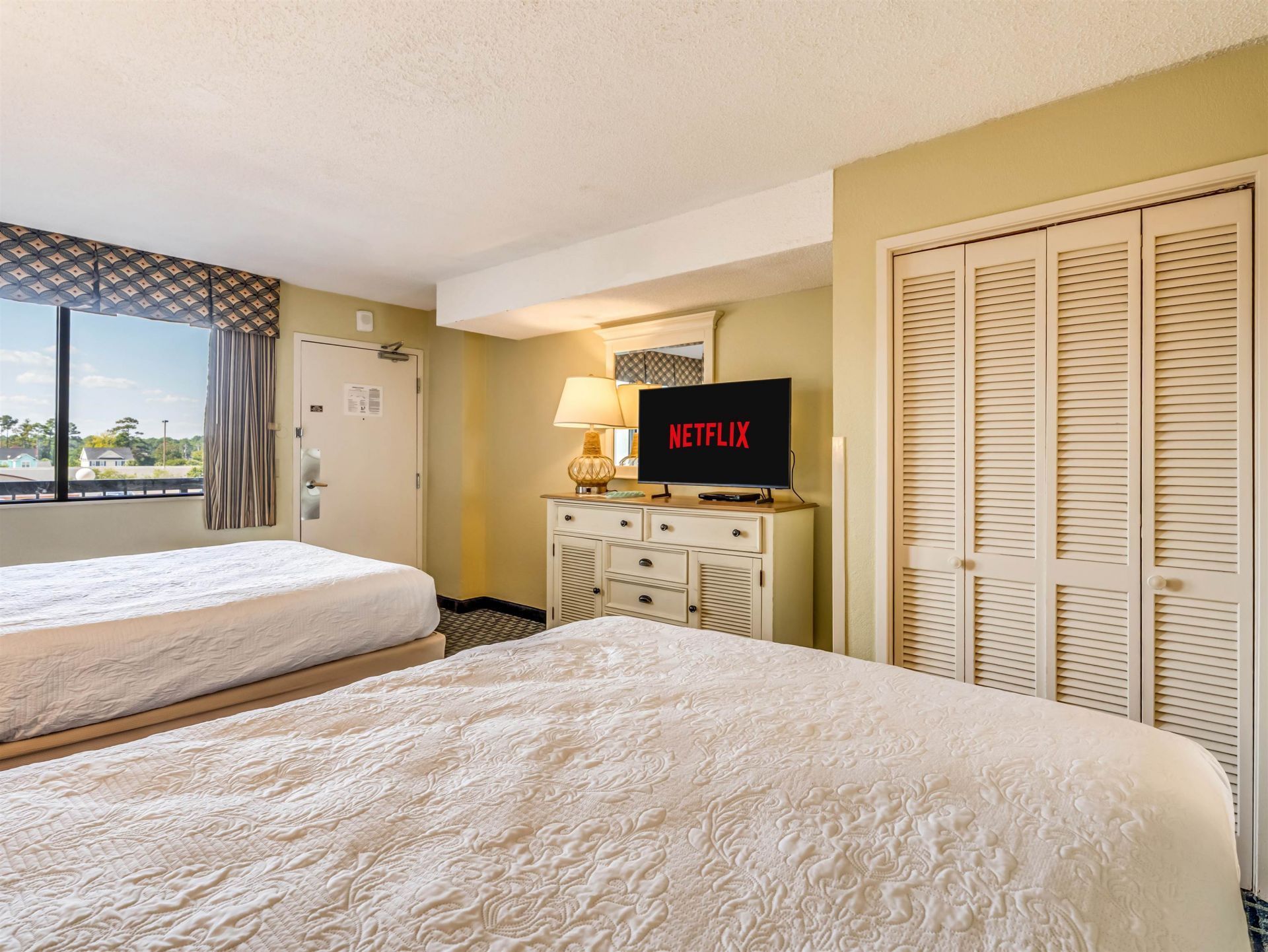 2401 S Ocean Blvd.  Photo 5