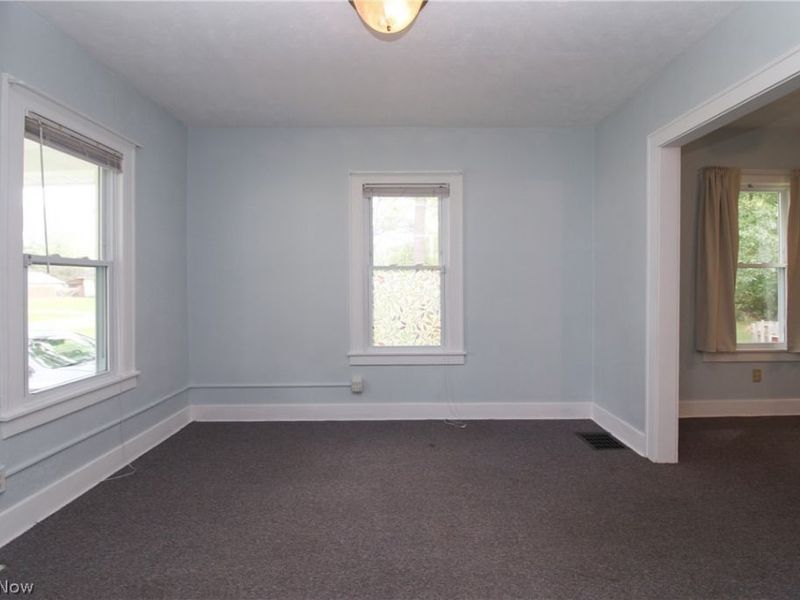 1069 Raymond Street NW, Warren, OH 44485 Photo 14