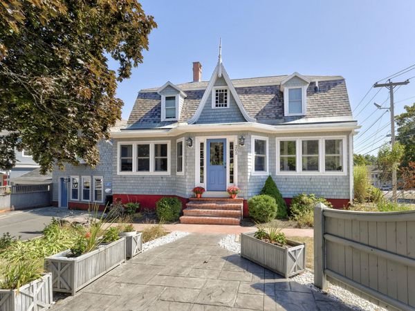 205 Woodford Street , Portland, ME 04103