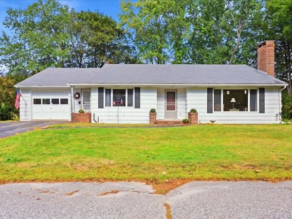 49 Mayfield Road , Auburn, ME 04210