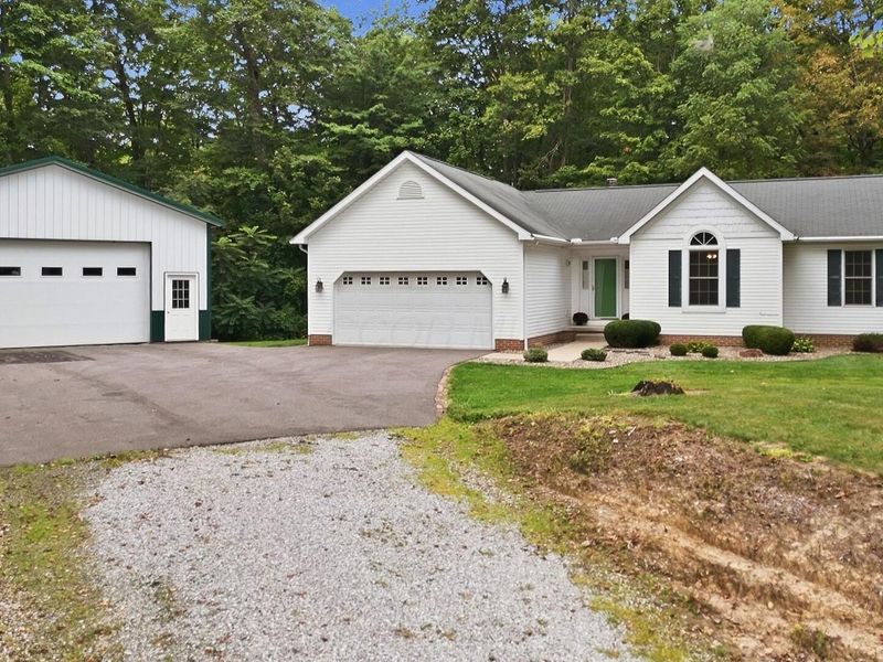 806 Township Road 1101, Ashland, OH 44805 Photo 2