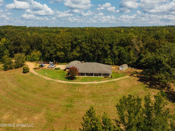 1948 County Road 83, McCarley, MS 38943