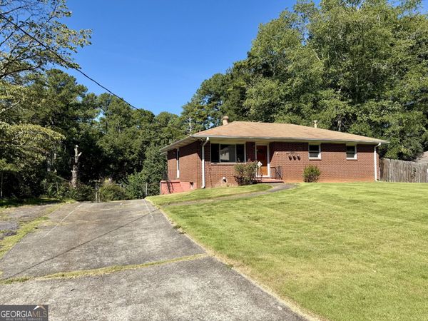 3226 Woodview Drive SE, Smyrna, GA 30082